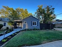 Building Photo - 1909 39th St