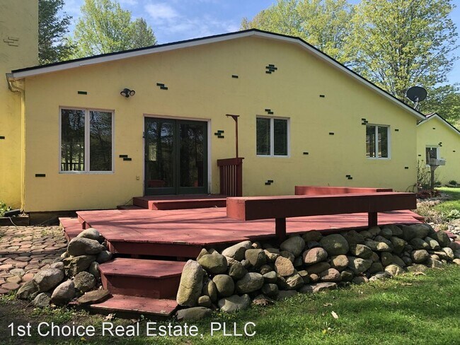 Building Photo - 2 br, 1 bath House - 10601 Riverside Drive