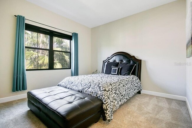 Building Photo - 8455 Via Vittoria Way