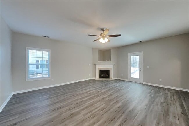 Building Photo - 4015 Brightmore Dr