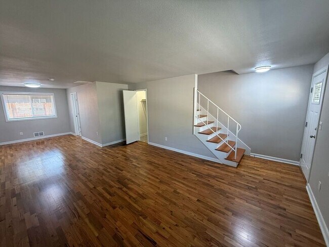 Building Photo - 1330 SW 8th Ave