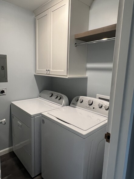 Laundry Room - 1519 Marigold Way