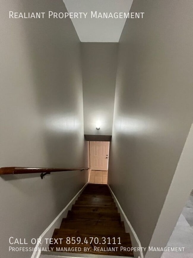 Building Photo - 210 Coburn Dr