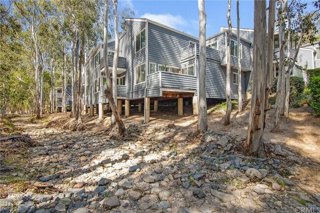 Building Photo - 22317 Vista Verde Dr