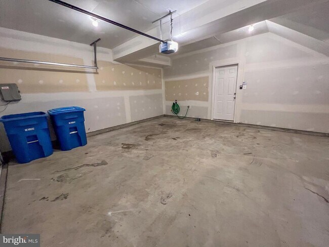 Building Photo - 20223 Capital Ln