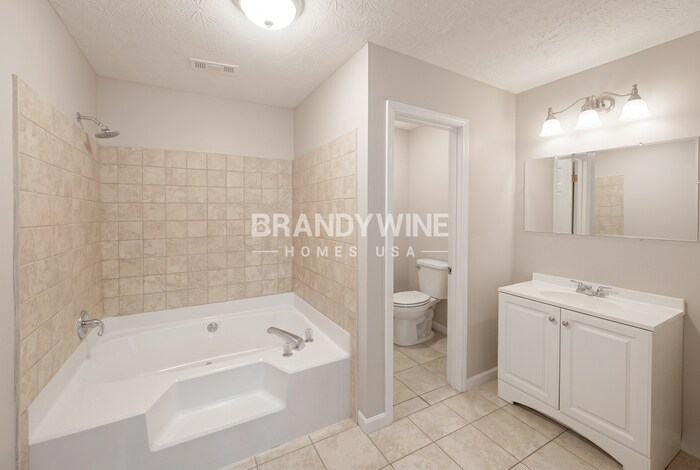 Building Photo - 7272 Indian Hill Trail