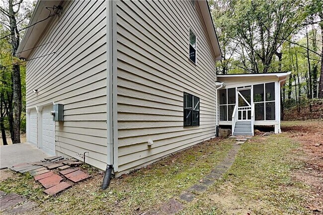 Building Photo - 3155 Mary Todd Ln