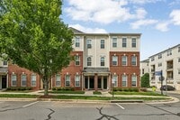 Building Photo - 19445 Promenade Dr