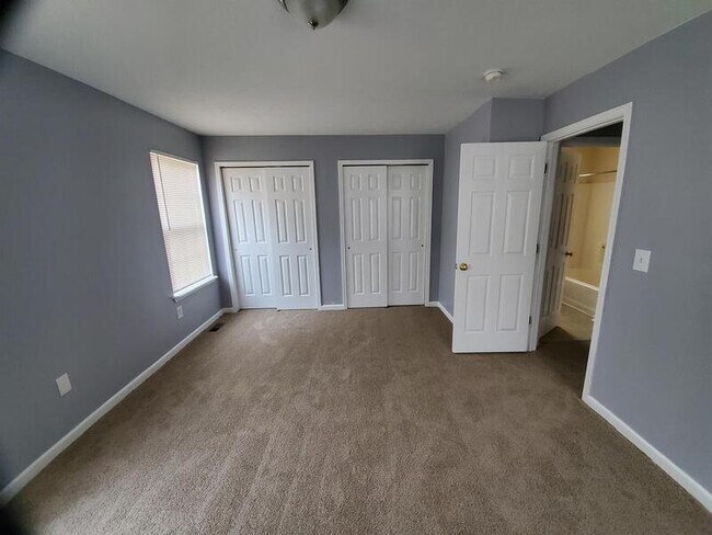 Building Photo - 3589 E 106th St