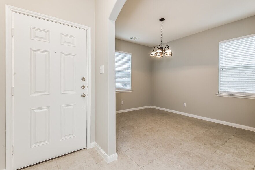 Building Photo - 6152 Obsidian Creek Dr