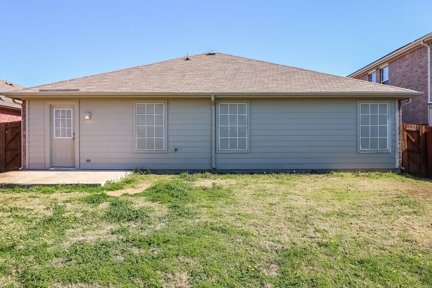 Building Photo - 6019 Harbor Glen Dr
