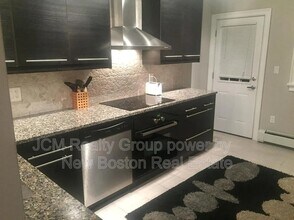 Building Photo - 18 West St