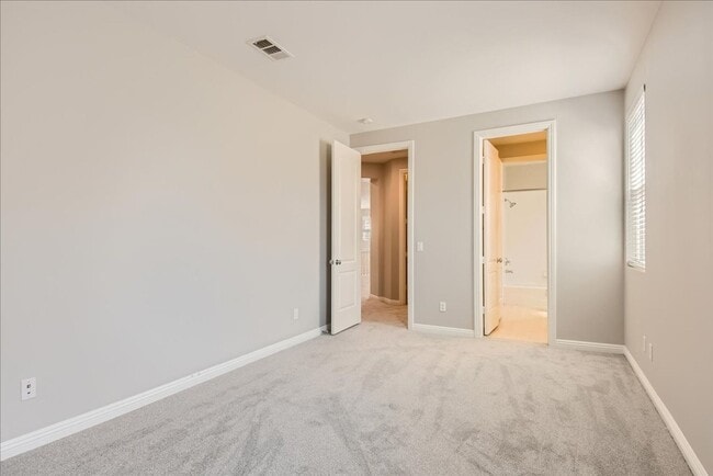 Building Photo - Gorgeous 4 Bd/4.5 Ba + Loft Home in 4S Ranch!!!