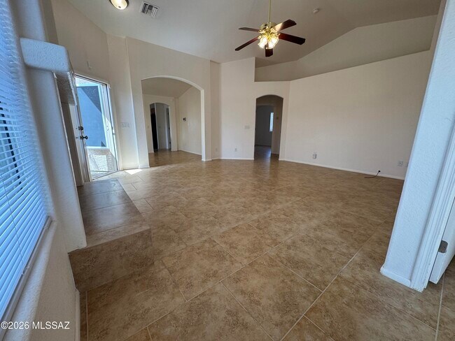 Building Photo - 7815 S Wild Primrose Ave
