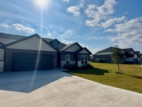 Building Photo - 3842-3844 Clovis St.