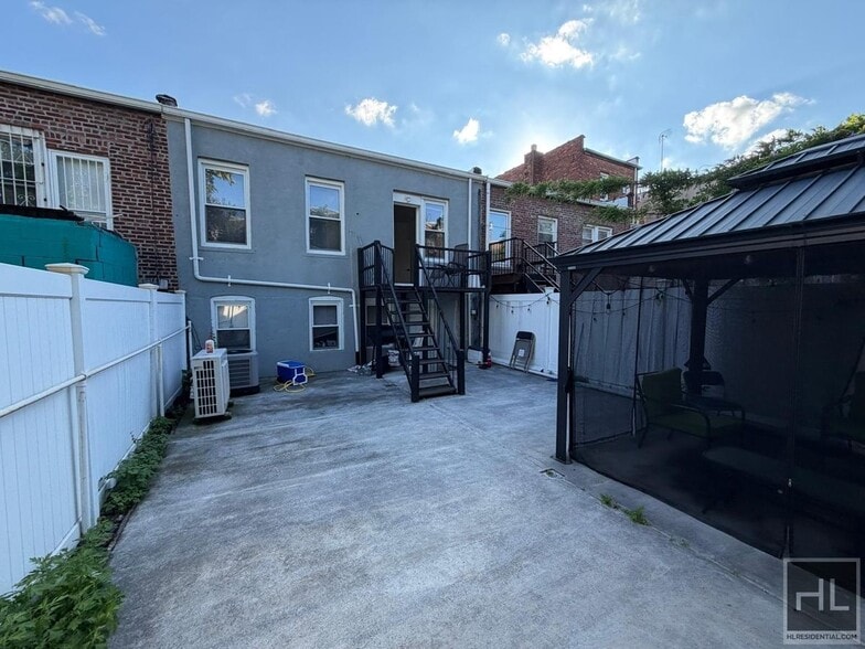 Building Photo - EAST 96 STREET