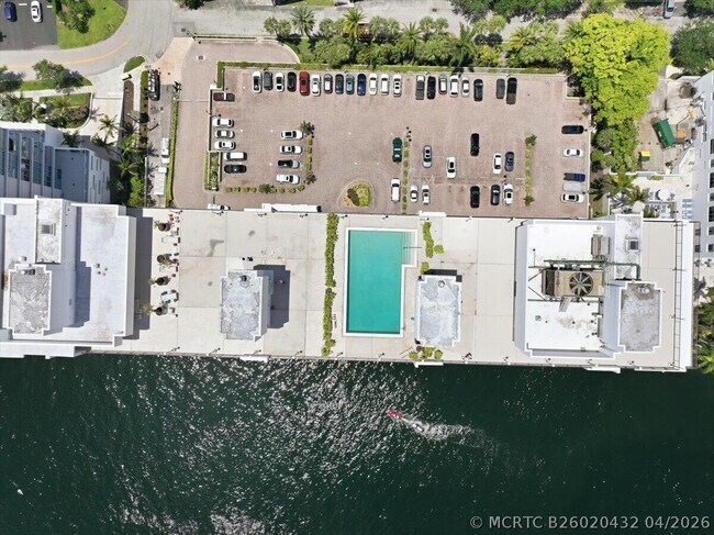 Building Photo - 936 Intracoastal Dr