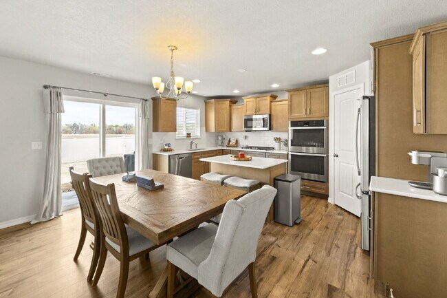 Building Photo - Well maintained Fountain Home with 3 bedrooms and  beautiful mountain views.