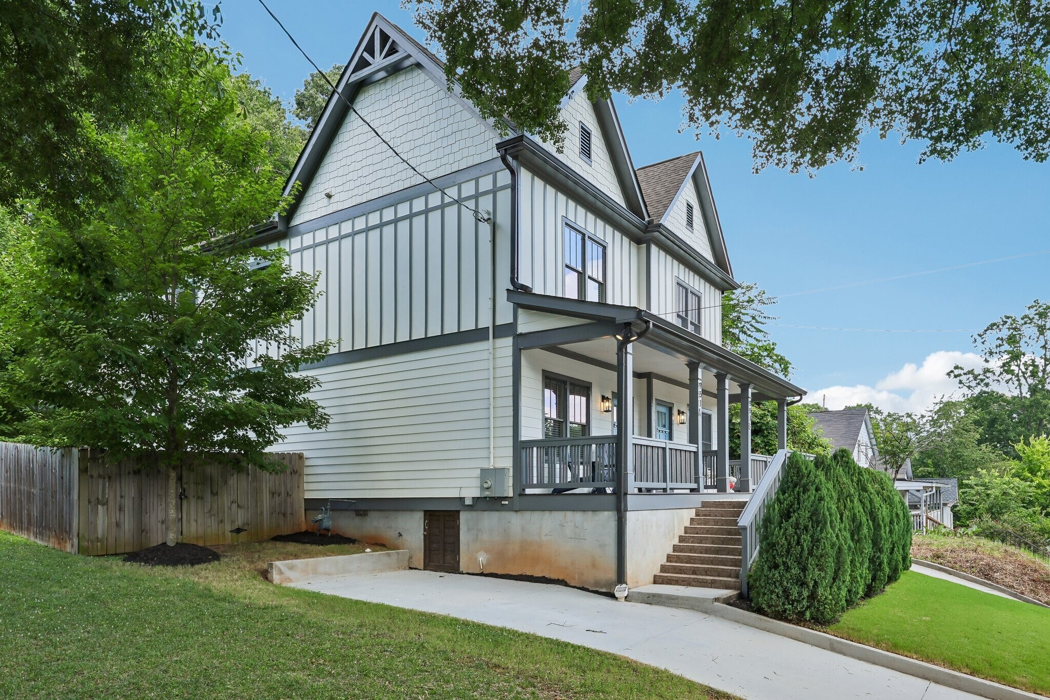 Building Photo - 951 Fern Ave SE