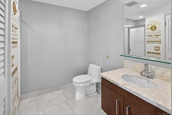 Building Photo - 321 Tenth Ave