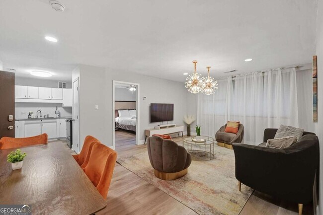 Primary Photo - 3645 Peachtree Rd NE