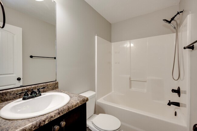 Building Photo - 635 Shipley Ave