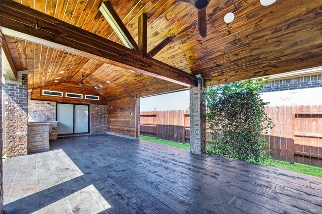 Building Photo - 12322 Sabine Point Dr