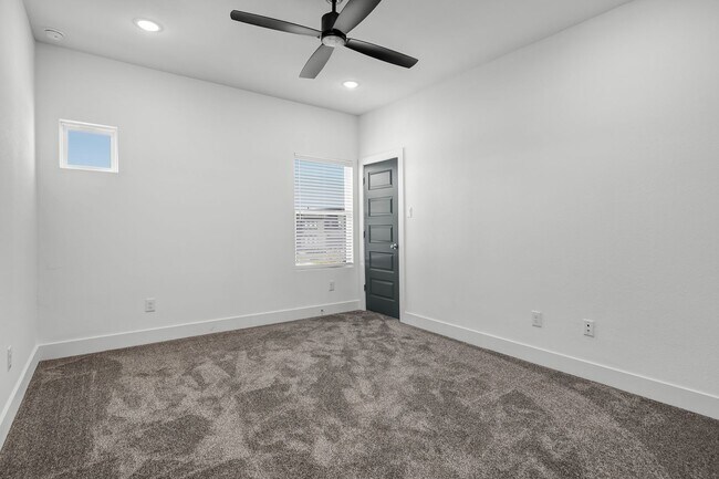 Building Photo - 3004 Alpha Wolf Ct