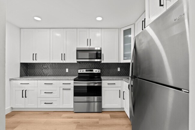 Building Photo - 3783 Carambola Cir N