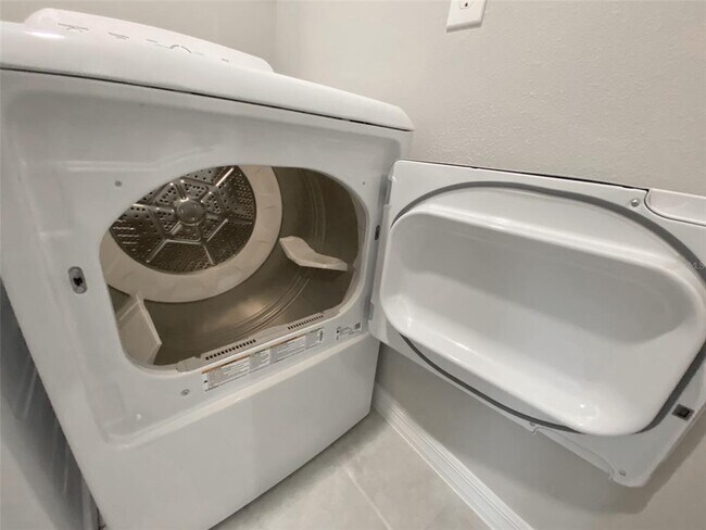 Building Photo - 8533 Reedville St