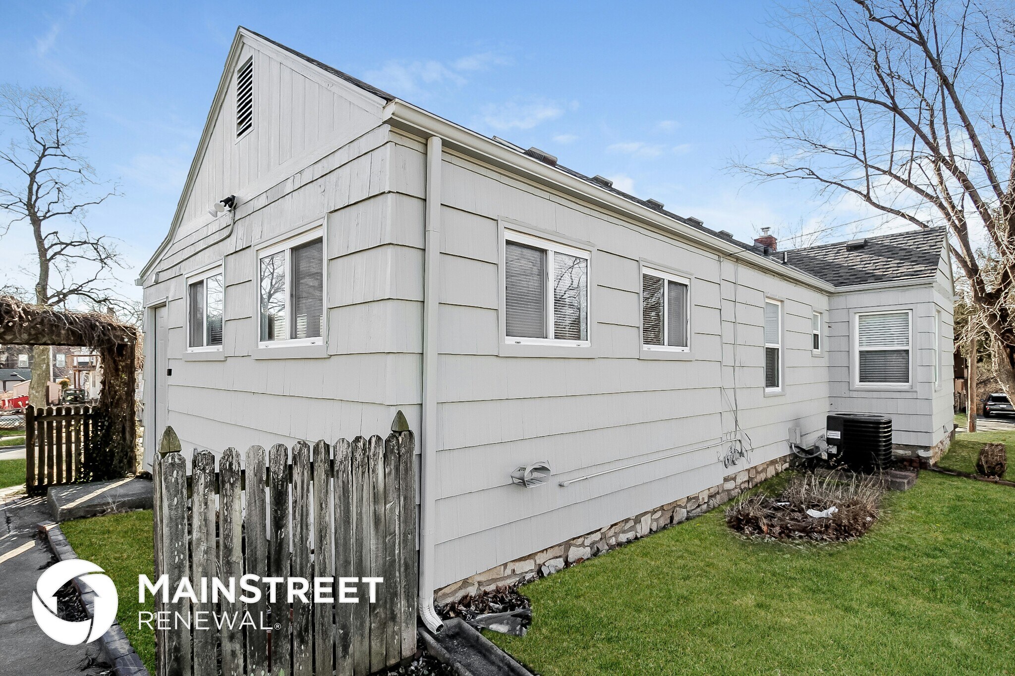 Building Photo - 3600 Norledge Ave