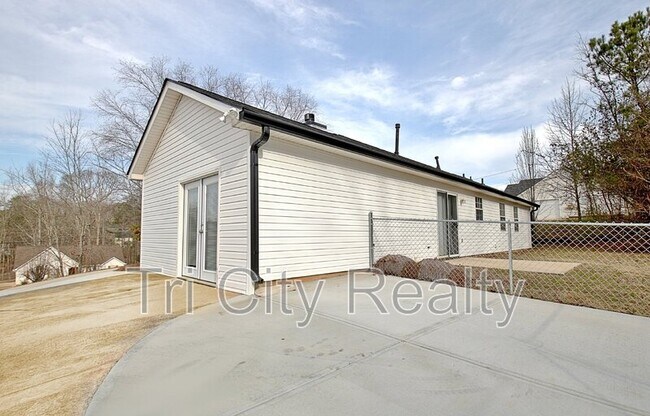 Building Photo - 350 Cobbler Dr