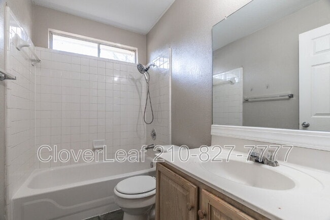 Building Photo - 410 Masonwood Dr