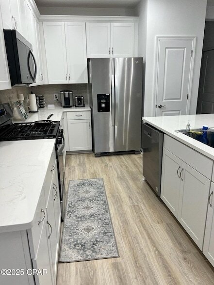 Building Photo - 8726 Pencil thin Ave