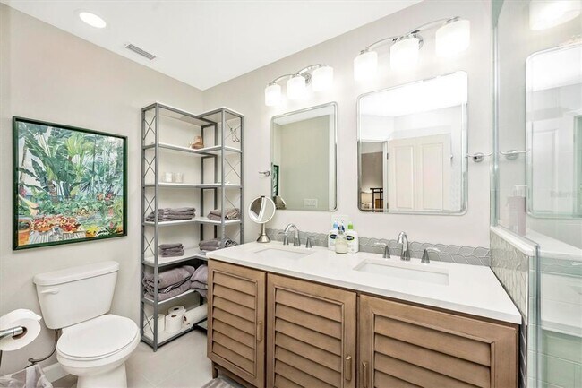 Building Photo - 3905 Glen Oaks Manor Dr