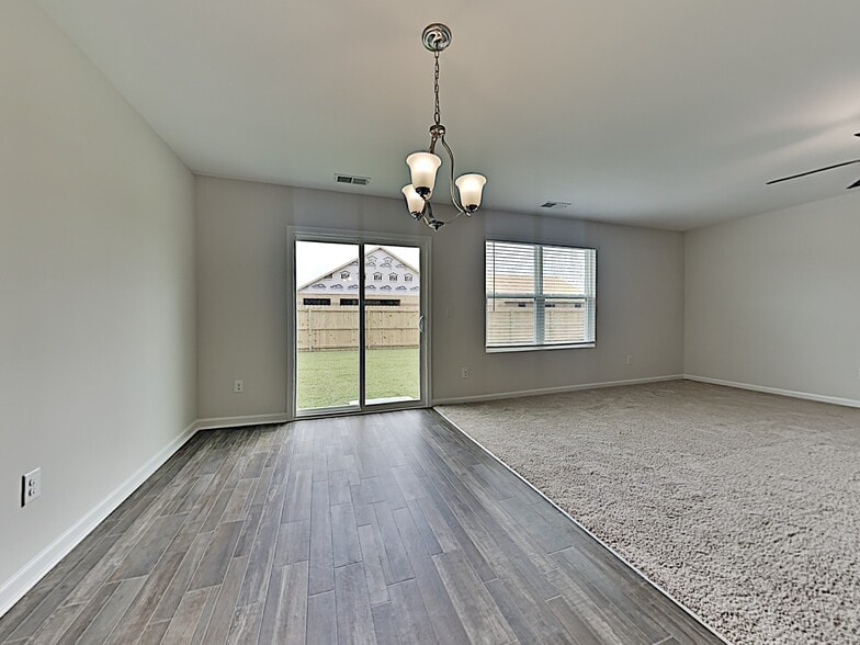 Building Photo - 7116 Brittany Pointer Ct