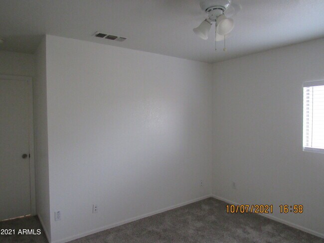 Building Photo - 2311 E Hazeltine Way