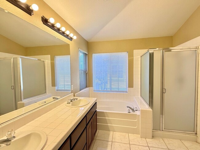 Building Photo - $3,750/ 3 BR – BEAUTIFUL ARDENWOOD HOME IN PRIME FREMONT LOCATION!
