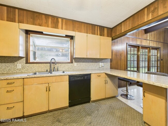 Building Photo - 406 Indian Mound Rd