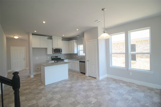 Building Photo - 3419 Hughes Mdw Wy