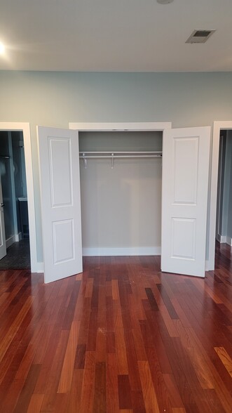 Master Closet - 440 Rhode Island Ave NW