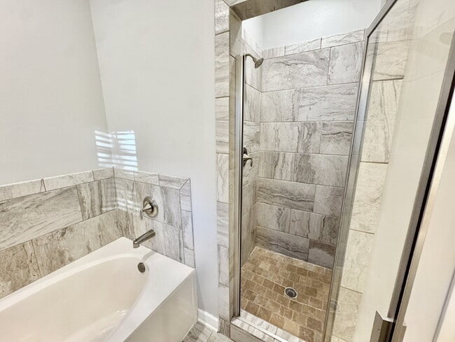 Building Photo - 11 Katie Ln