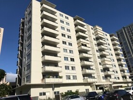 Building Photo - 509 University Ave