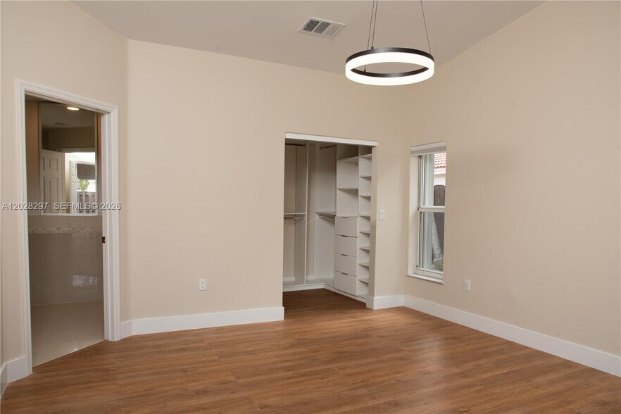 Building Photo - 11252 NW 58th Ter