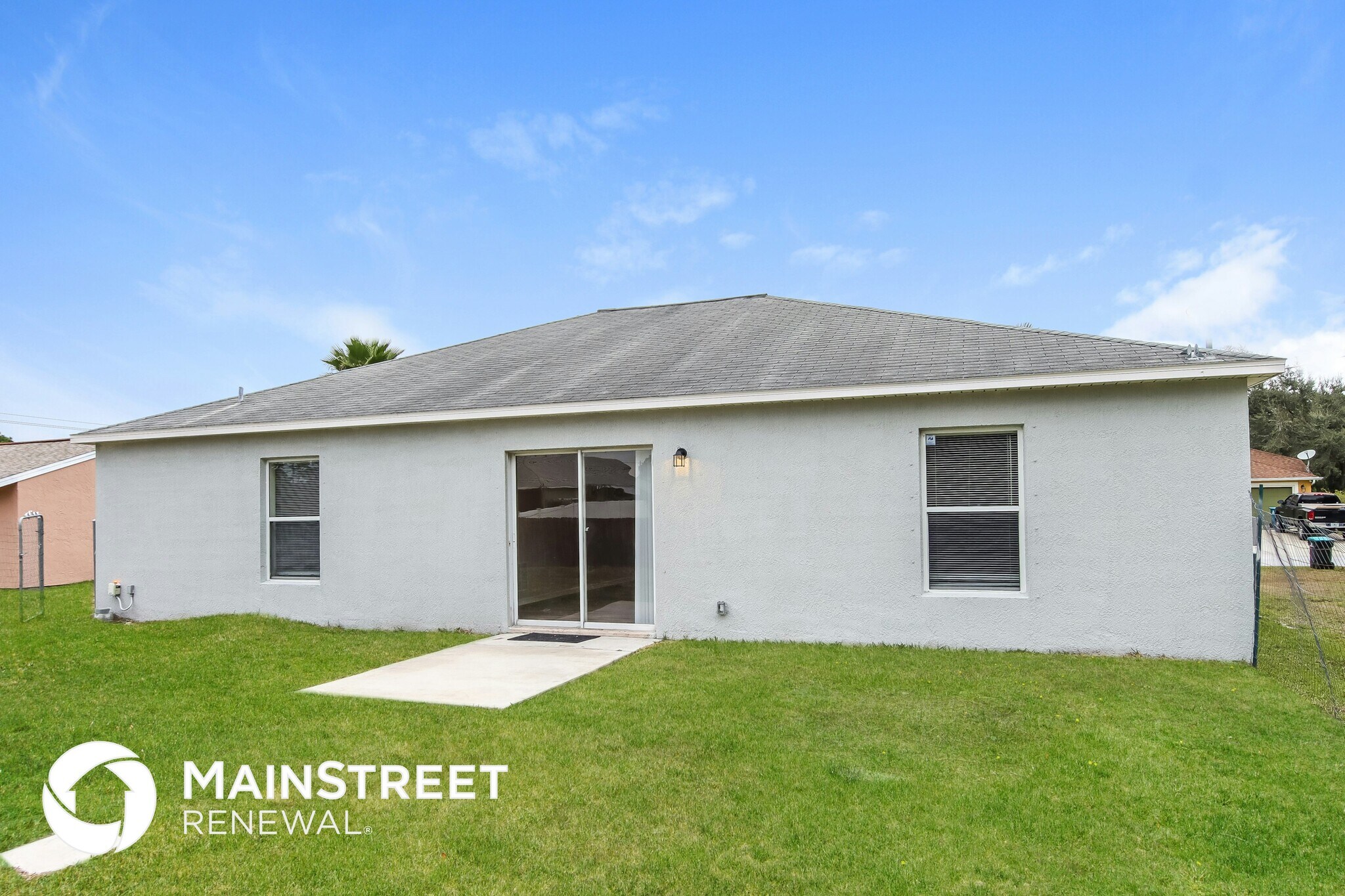 Building Photo - 1306 Alcazar St SE