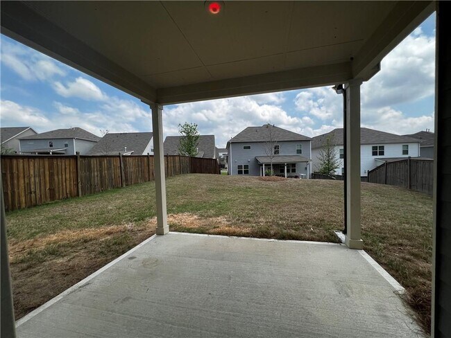 Building Photo - 3339 Fall Branch Ln