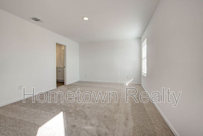 Building Photo - 9724 NW 124th St