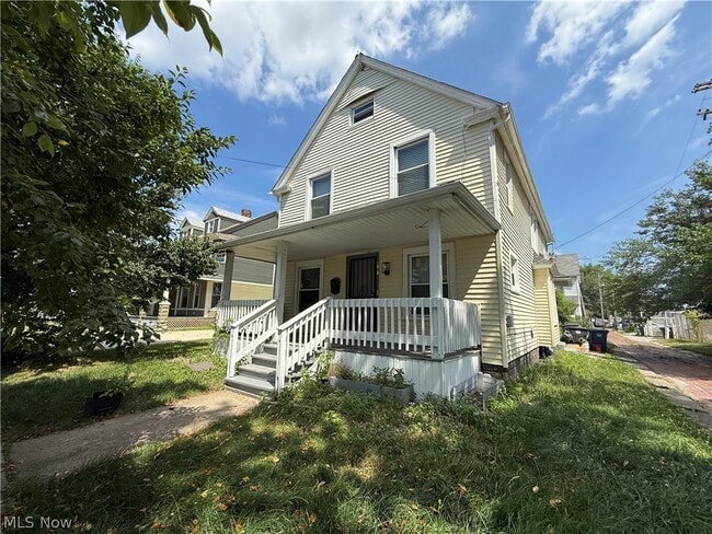 Building Photo - 2602 Vega Ave