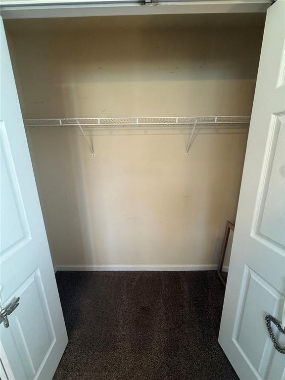 Building Photo - 20 Pointe Way