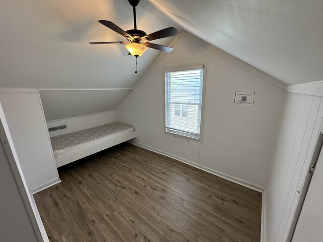 Building Photo - 958 Winburn Dr